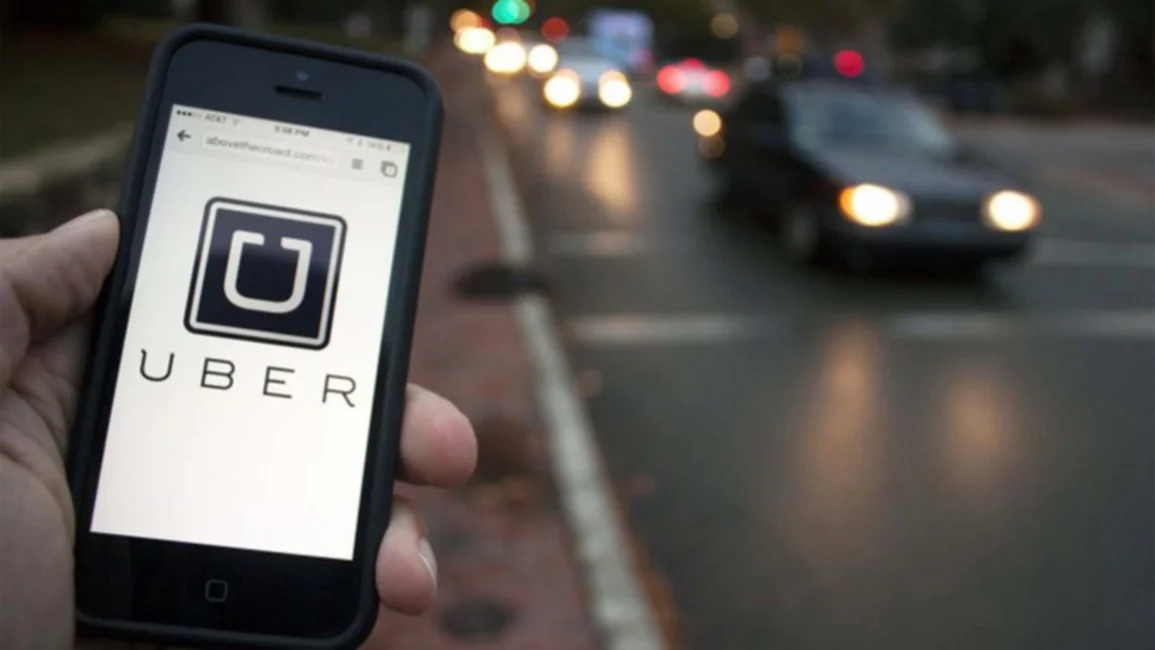 Justicia bloqueó la web de Uber