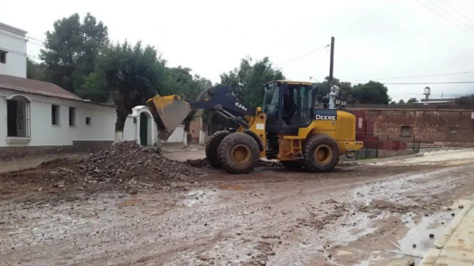 Despliegue de Vialidad de la Provincia en Maimará, Tilcara y Termas de Reyes por las intensas lluvias