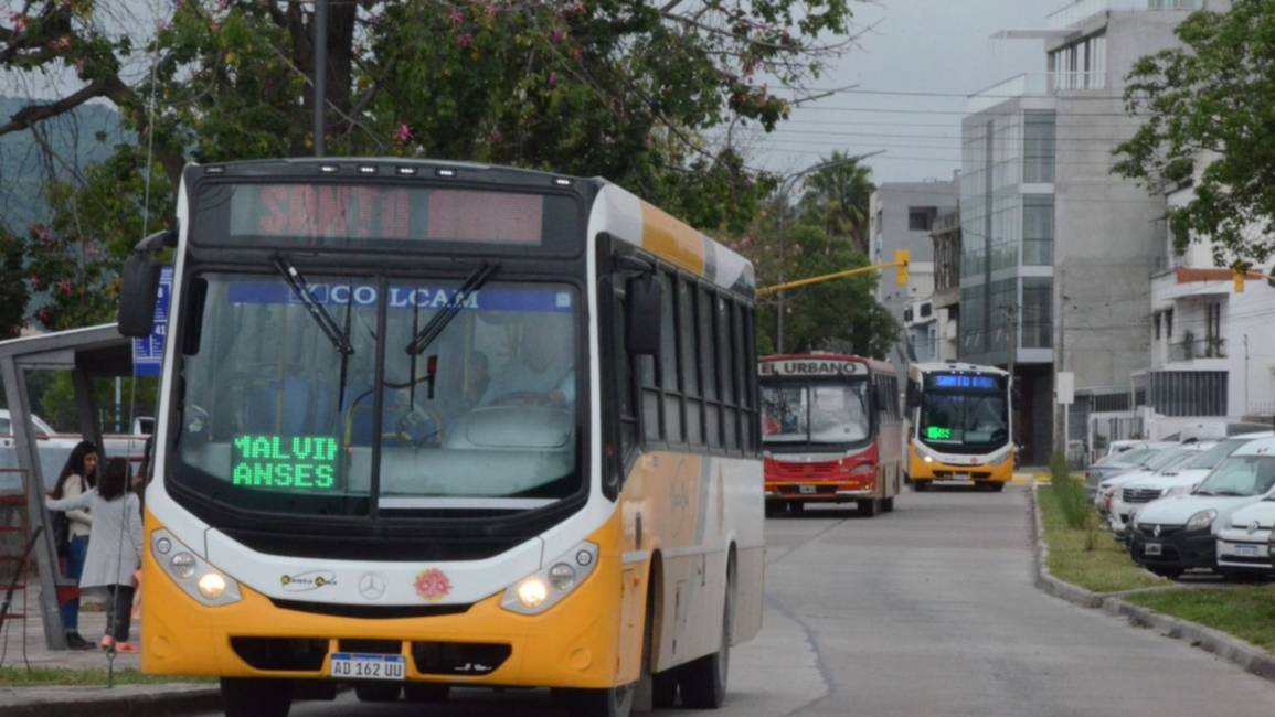 Finalmente UTA descartó el paro de colectivos para hoy