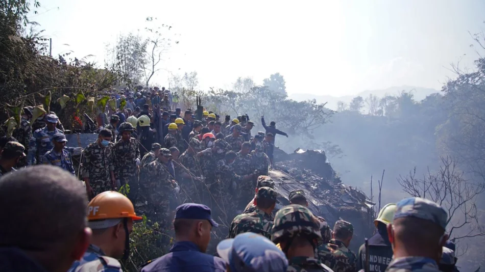 Un avión con 72 personas a bordo se estrelló en Nepal: hay al menos 67 muertos
