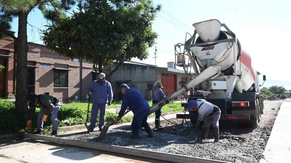 Avanza pavimentación en calles de barrio Adep