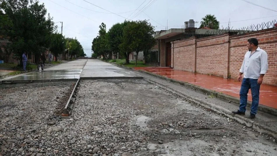 Próxima a concluir etapa inicial de pavimentación