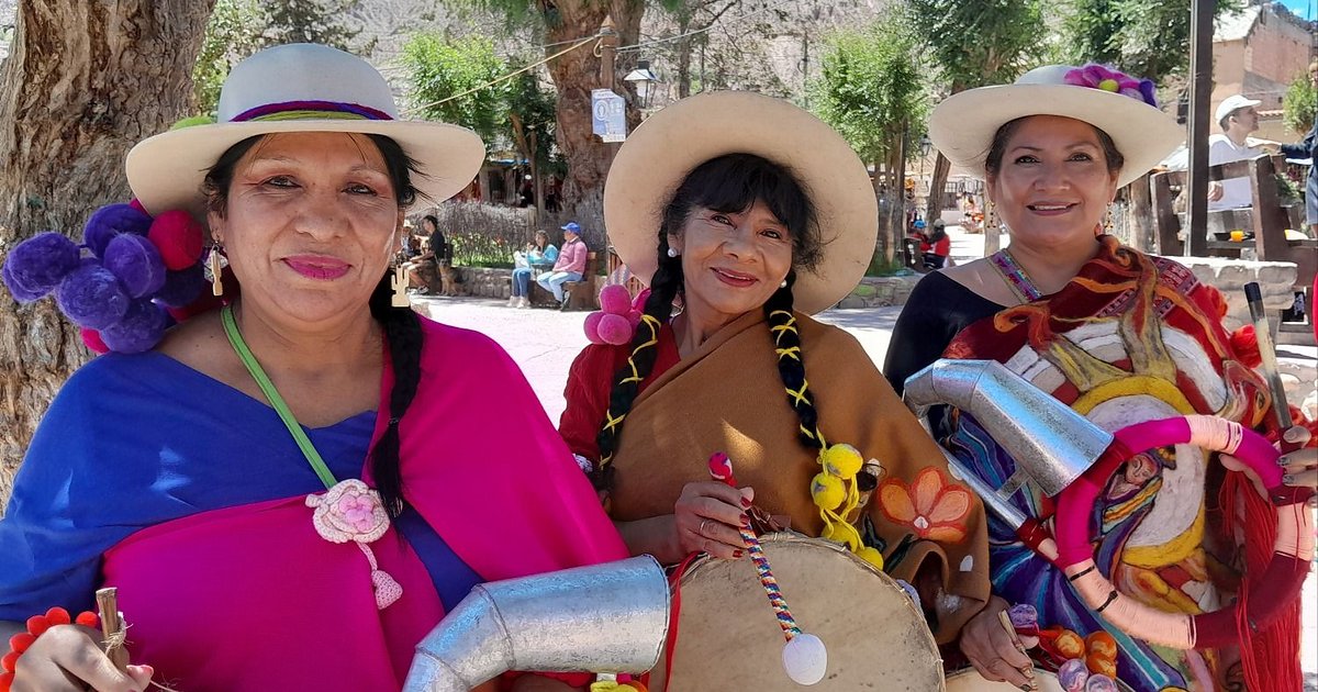 Mañana 14° Encuentro de copleros en Bárcena