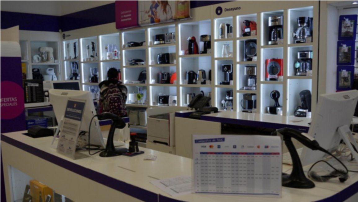 Numerosos negocios incumplen con "precios transparentes"