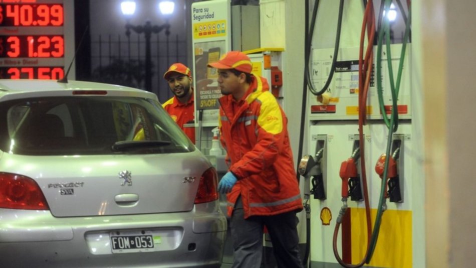 Golpe al bolsillo: Shell aumentó sus naftas un cuatro por ciento