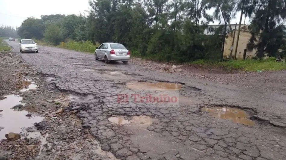 La ruta 43 en estado deplorable 