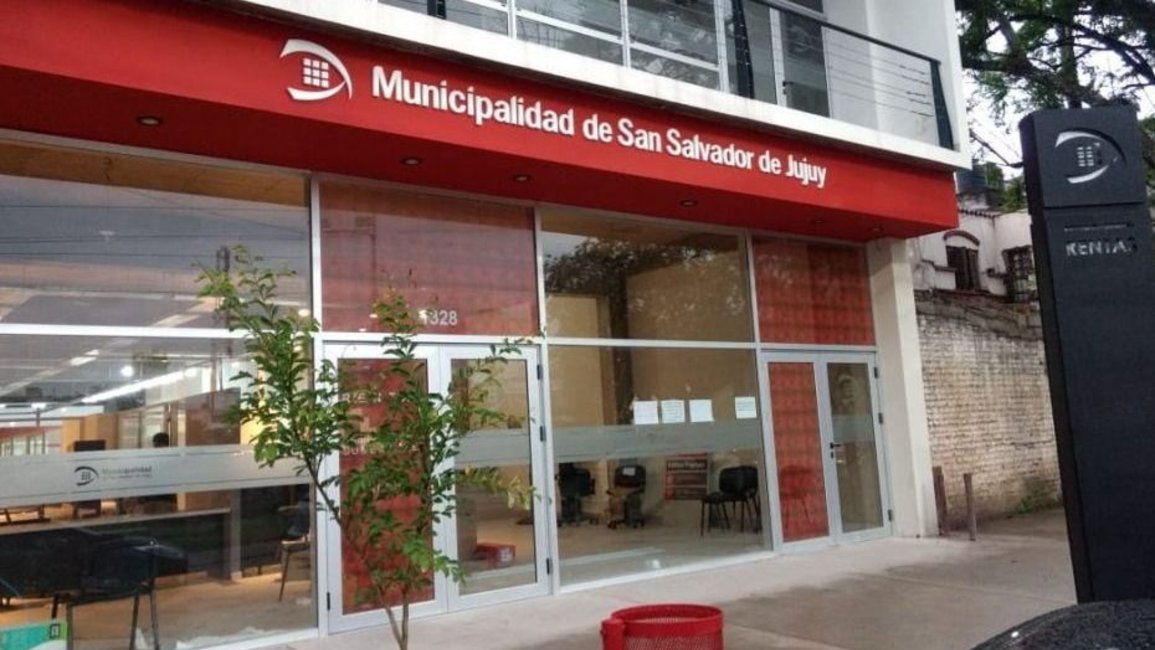 Continúa la moratoria para multas por estacionamiento