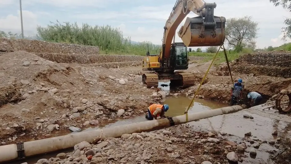 Se normalizaba ayer paulatinamente la provisión de agua