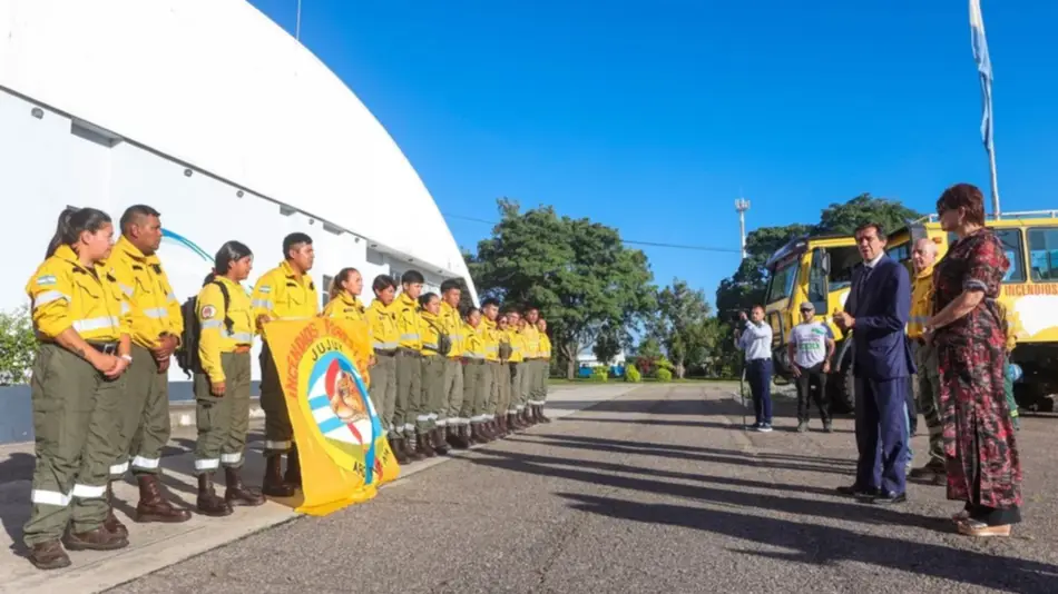 Sadir y Zigarán con brigadistas que partieron hacia Neuquén