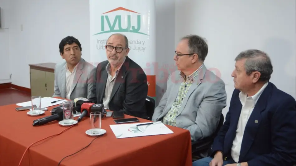 Llaman a refinanciar pago de viviendas del Ivuj