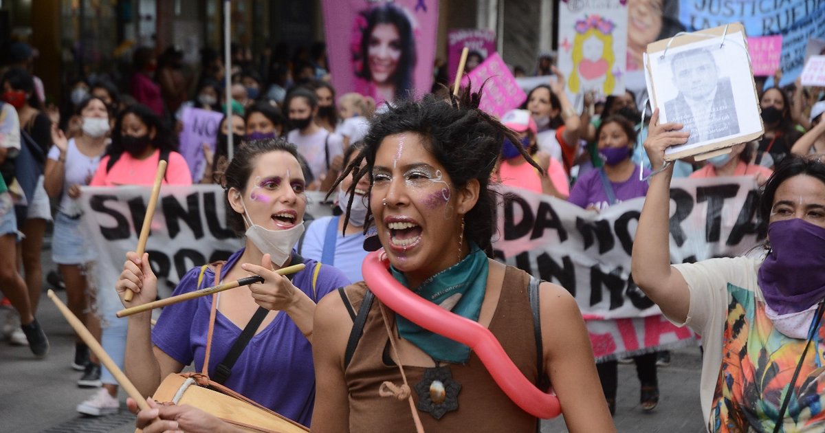 Multitudinaria marcha en Jujuy por los derechos de las mujeres
