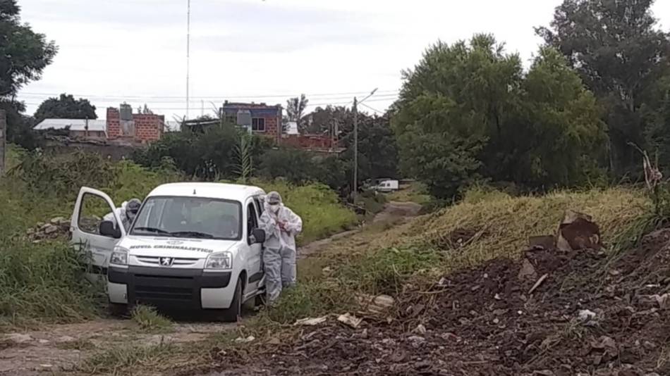 Hallaron un cadáver a la vera del arroyo Las Martas