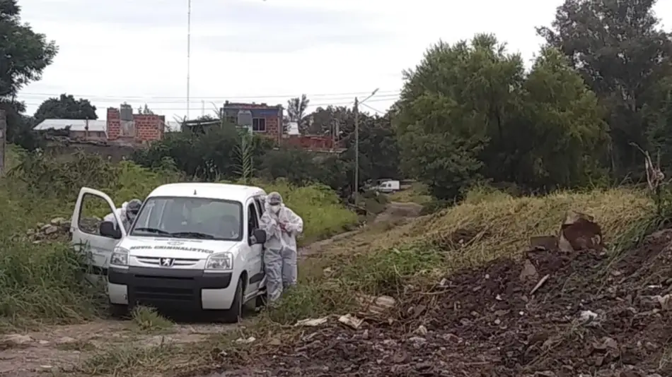 Hallaron un cadáver a la vera del arroyo Las Martas