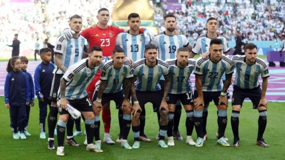 Scaloni dio la lista de Argentina para los amistosos, con Messi y algunas sorpresas