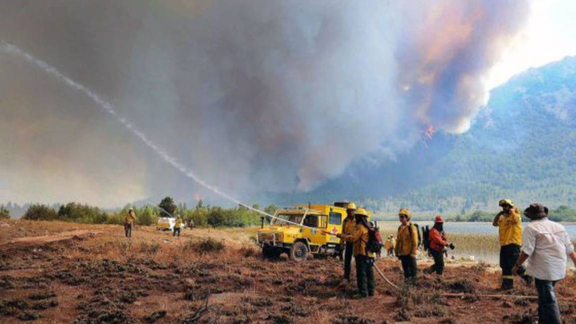 Entre Ríos, Buenos Aires, La Pampa y Chubut con focos de incendios forestales activos