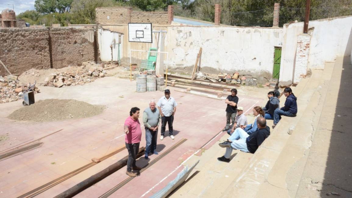 Avanza el proyecto para renovar el predio de la Juventud Católica de La Quiaca
