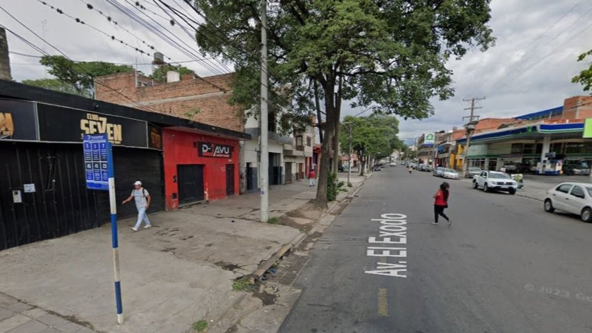 Patovicas denunciados por golpear a un joven