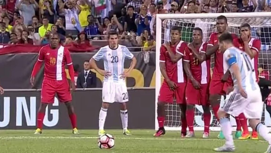 Triunfo, golazo y récord para Lionel Messi