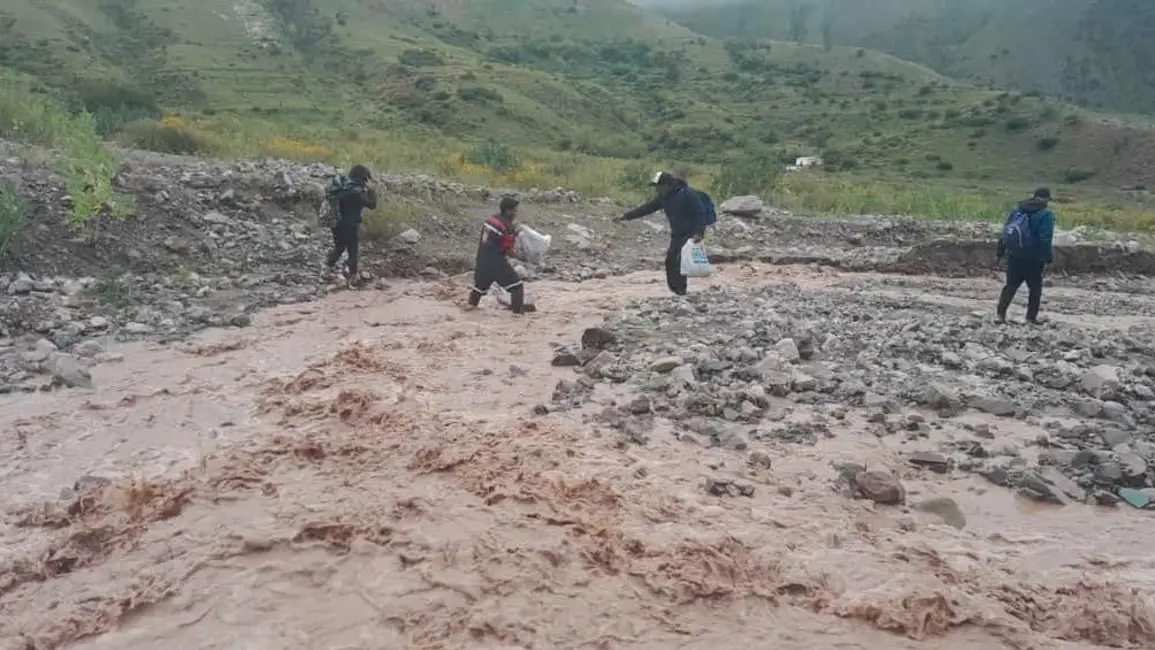 Por la crecida de los ríos se recomienda no subir a Punta Corral por Tumbaya