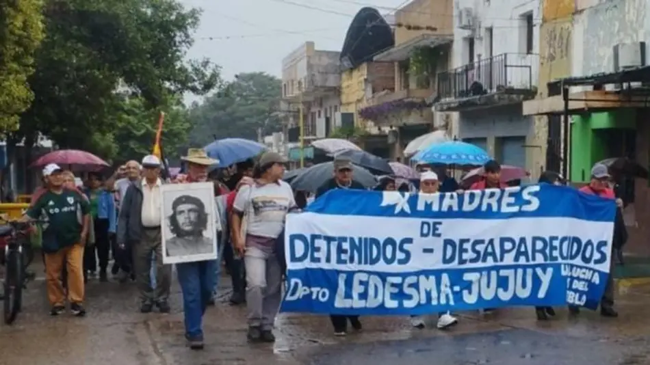 Vigilia, acto y marcha en Libertador General San Martín
