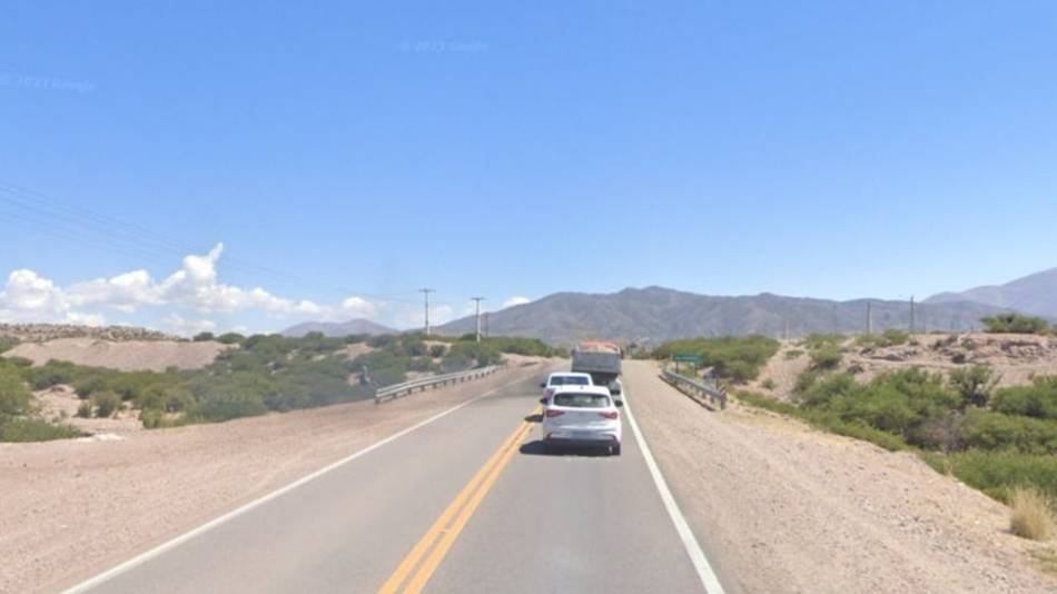 Fueron internados después de volcar un auto en la ruta 9