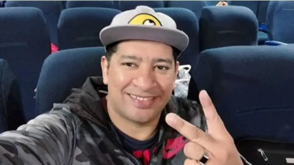 El cantante del grupo de cumbia Yerba Brava fue detenido en el aeropuerto de Ezeiza 