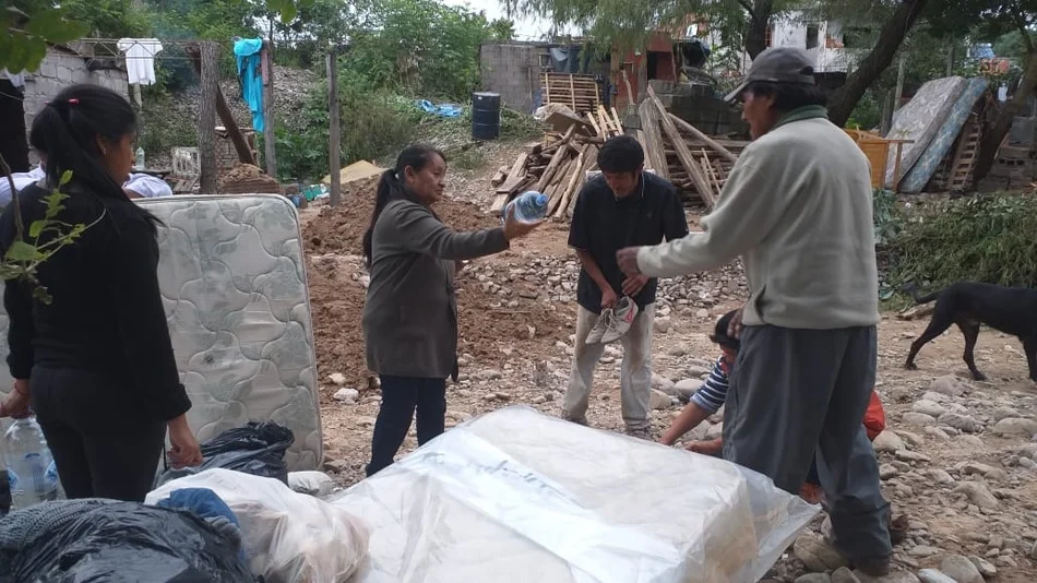 Asistencia integral a  familias damnificadas