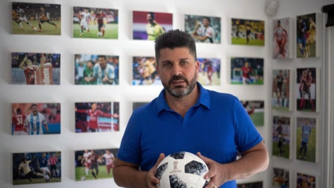 "Lo lógico es que se suspendan los descensos"