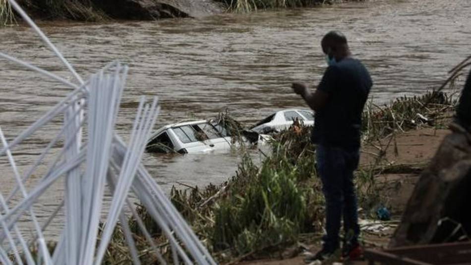 253 muertos por las inundaciones en la costa este de Sudáfrica