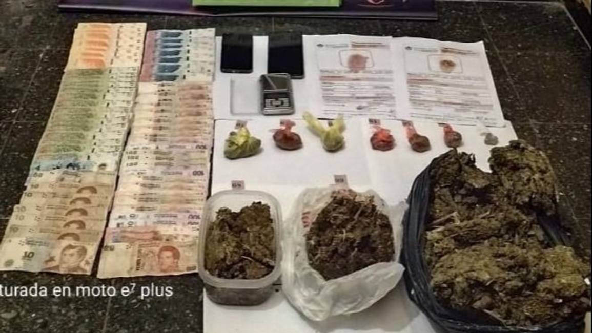 Detuvieron a dos sujetos en Palpalá con 1,5 kilos de marihuana