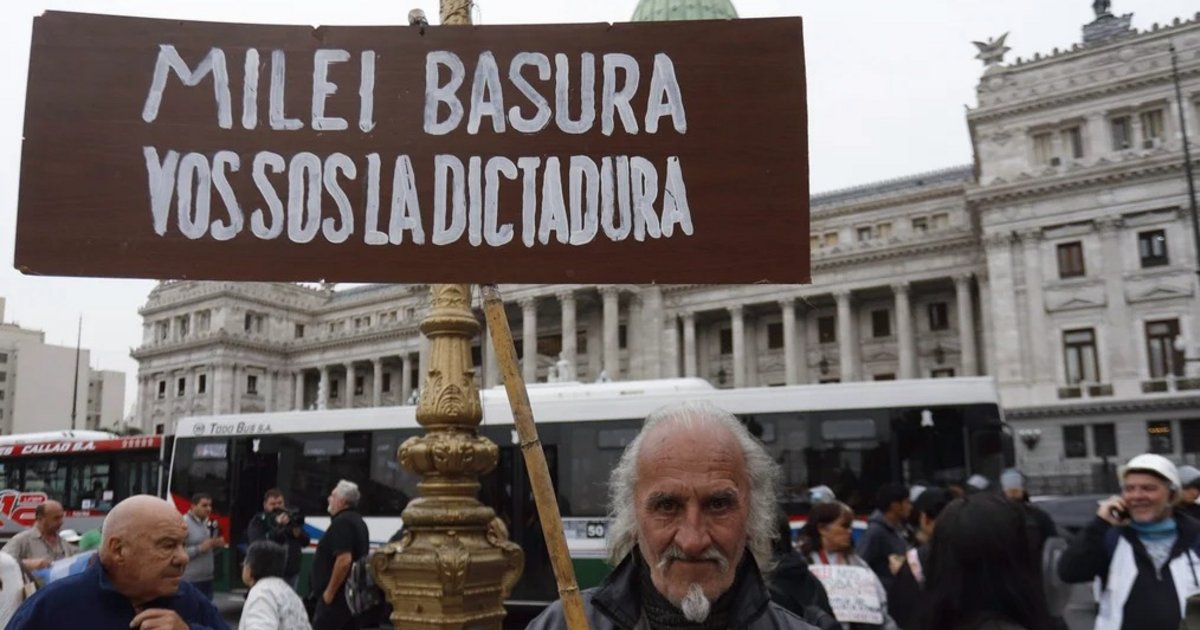 Marcha de los jubilados de los miércoles: nueva movilización en el Congreso