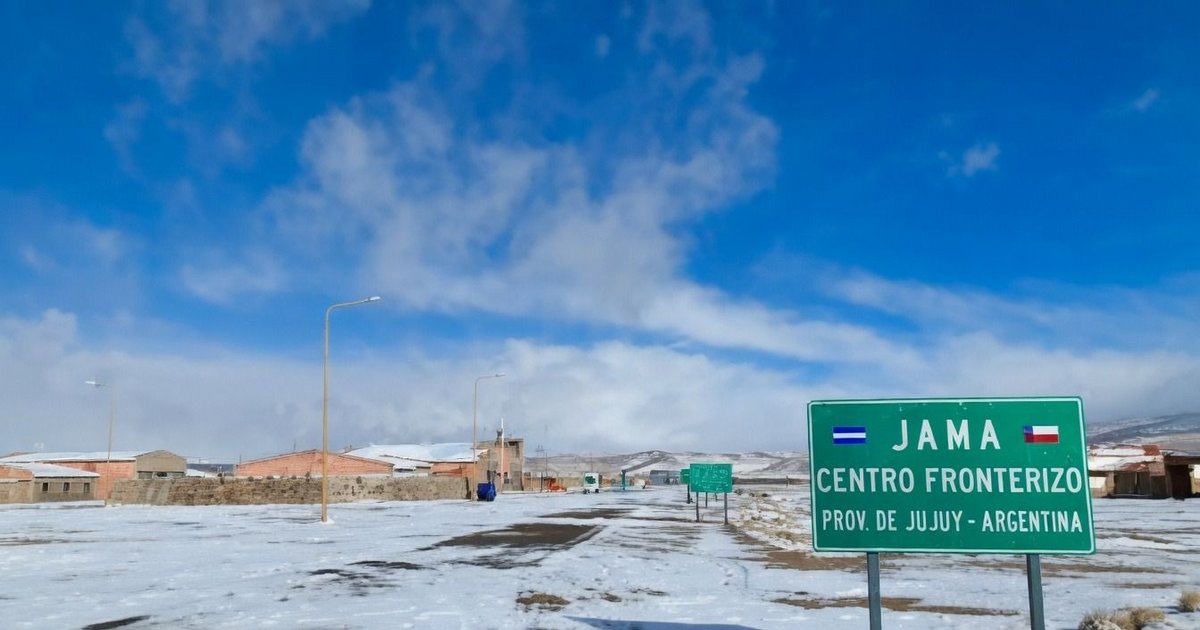 Paso de Jama acumula nieve en el lado chileno