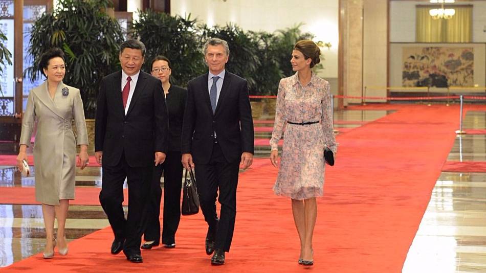 Macri firmó acuerdo por 17 mil millones de dólares destinados a 16 proyectos