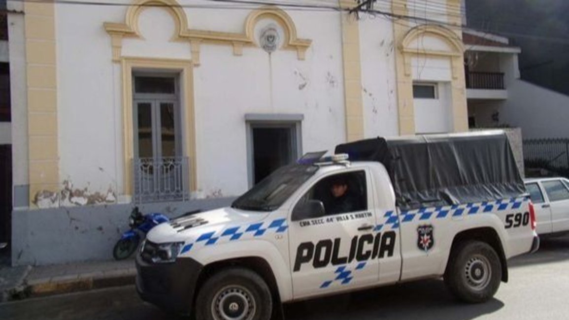 Atacó a golpes a su padrastro y fue detenido