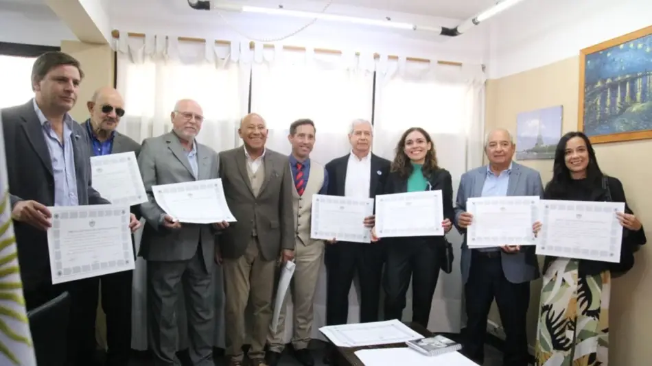 Recibieron sus diplomas los convencionales justicialistas