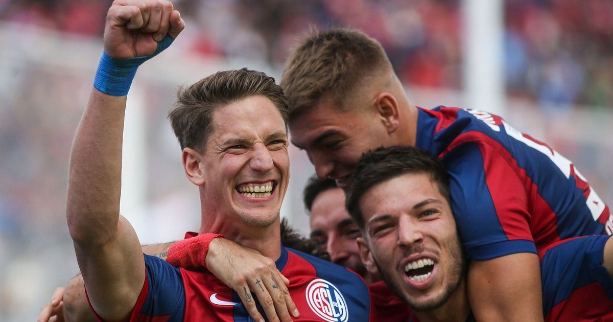 San Lorenzo ganó y no se baja de la lucha por el título