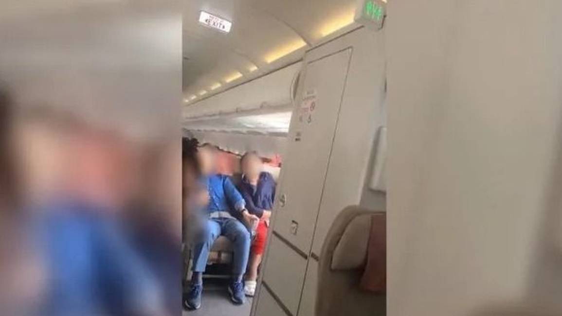 Declaró el hombre que abrió la puerta del avión en pleno vuelo. ¿Qué dijo?