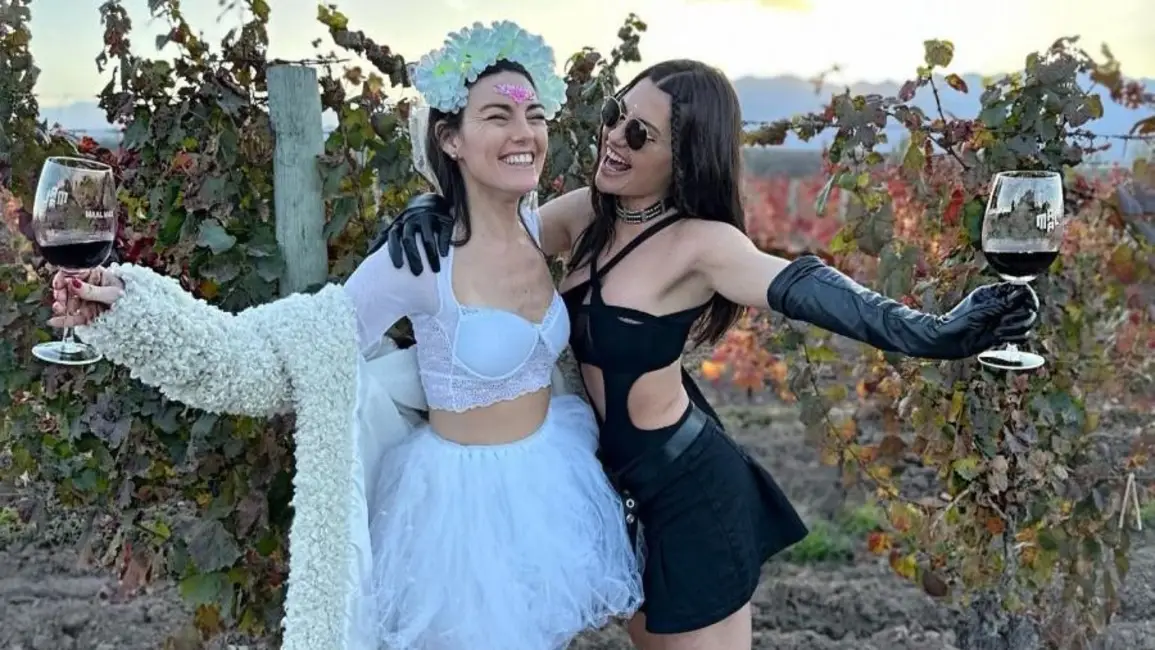 Jujuy Jiménez le organizó la despedida de soltera a su hermana: todas las fotos