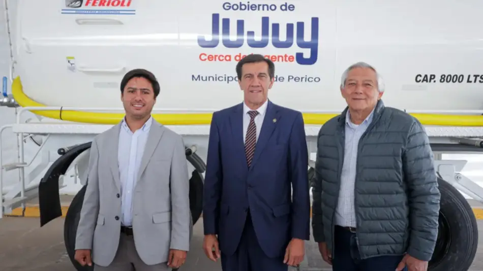 Se entregó tanques atmosféricos a los municipios de Perico y Caimancito