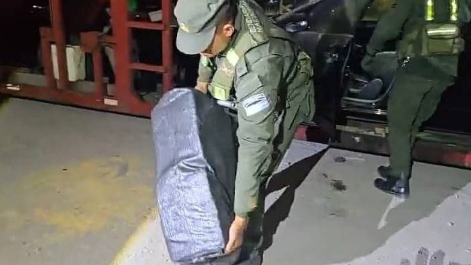 Gendarmes secuestraron 172 kilos de hojas de coca