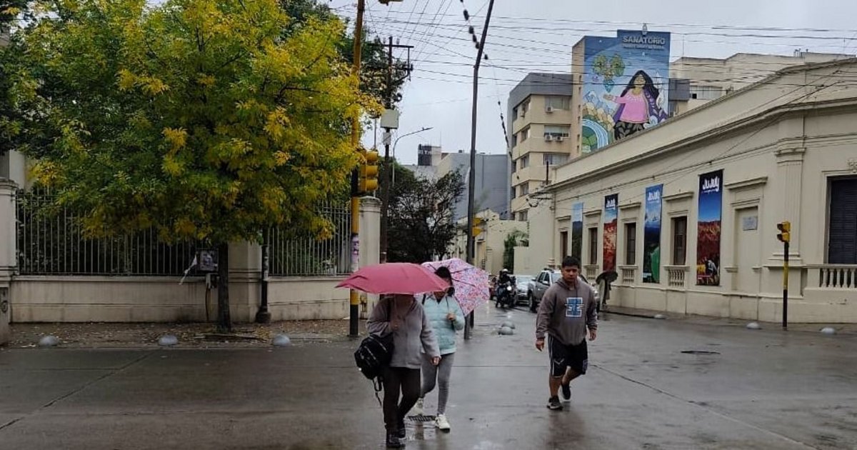 Con paraguas hasta el finde: rige una alerta amarilla por tormentas
