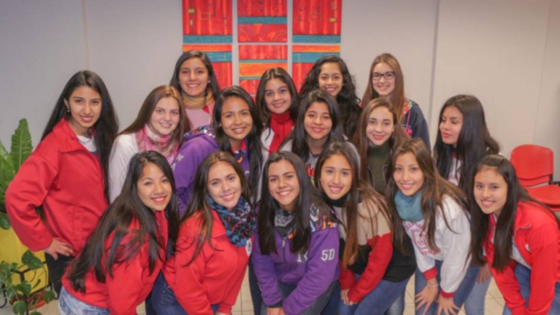 Hoy elige su reina el Colegio Nacional 1