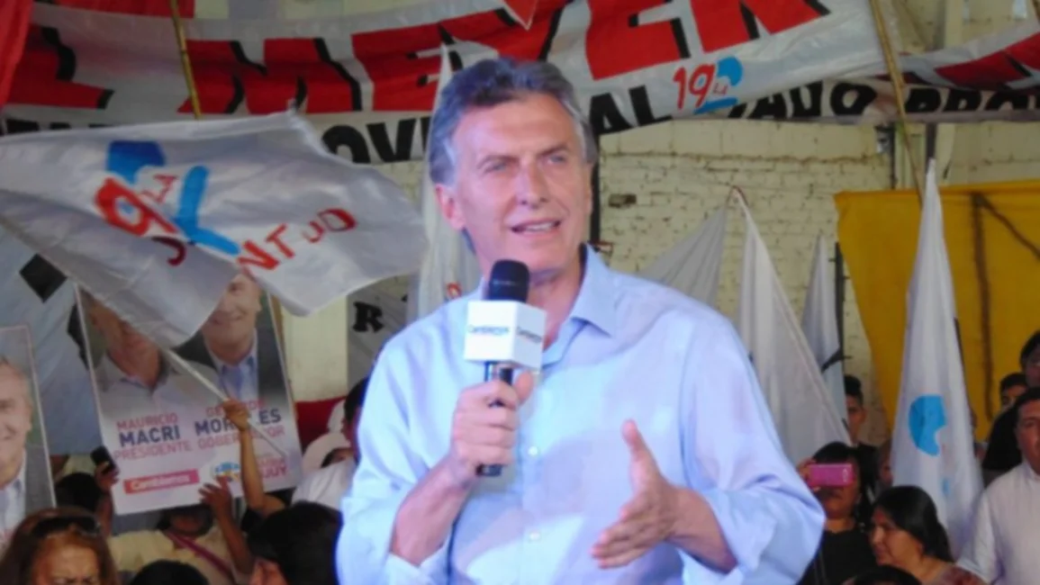Macri será operado tras sufrirun esguince