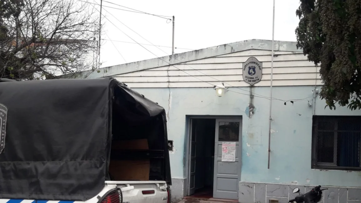 Se masturbaba delante de niños y fue detenido