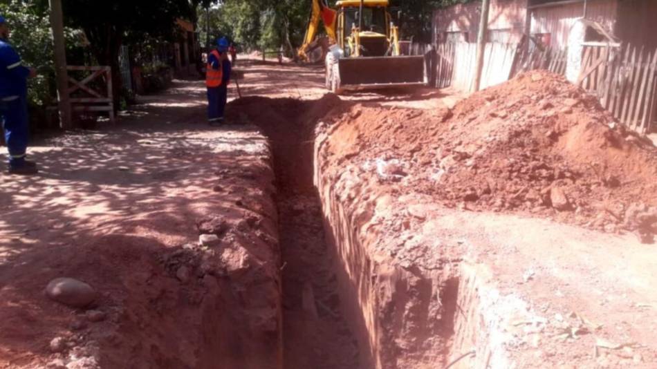 Avanza la instalación de un nuevo colector cloacal 