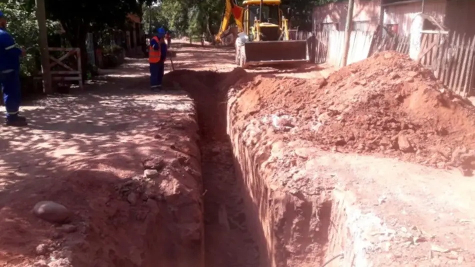 Avanza la instalación de un nuevo colector cloacal 