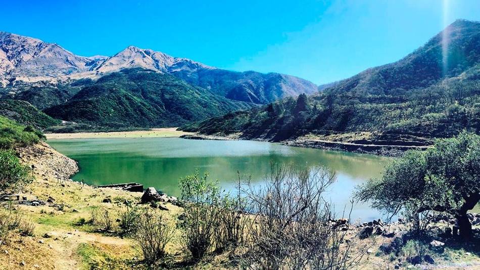 Promocionan 5 destinos para el turismo termal en Jujuy