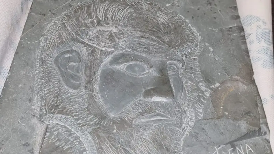 Escultura en piedra de Manuel Eduardo Arias