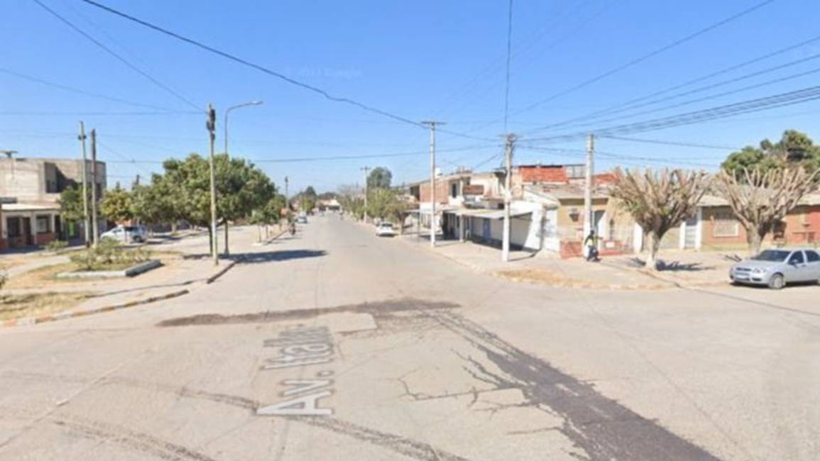 Robaron $1,3 millones de una camioneta estacionada en Perico