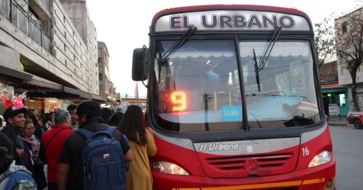No hubo acuerdo y sigue el paro de colectivos en Jujuy